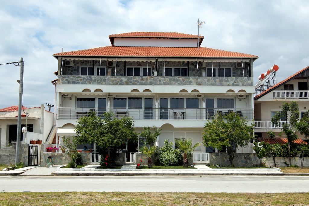 Ermioni Apartments Nea Vrasna Luaran gambar