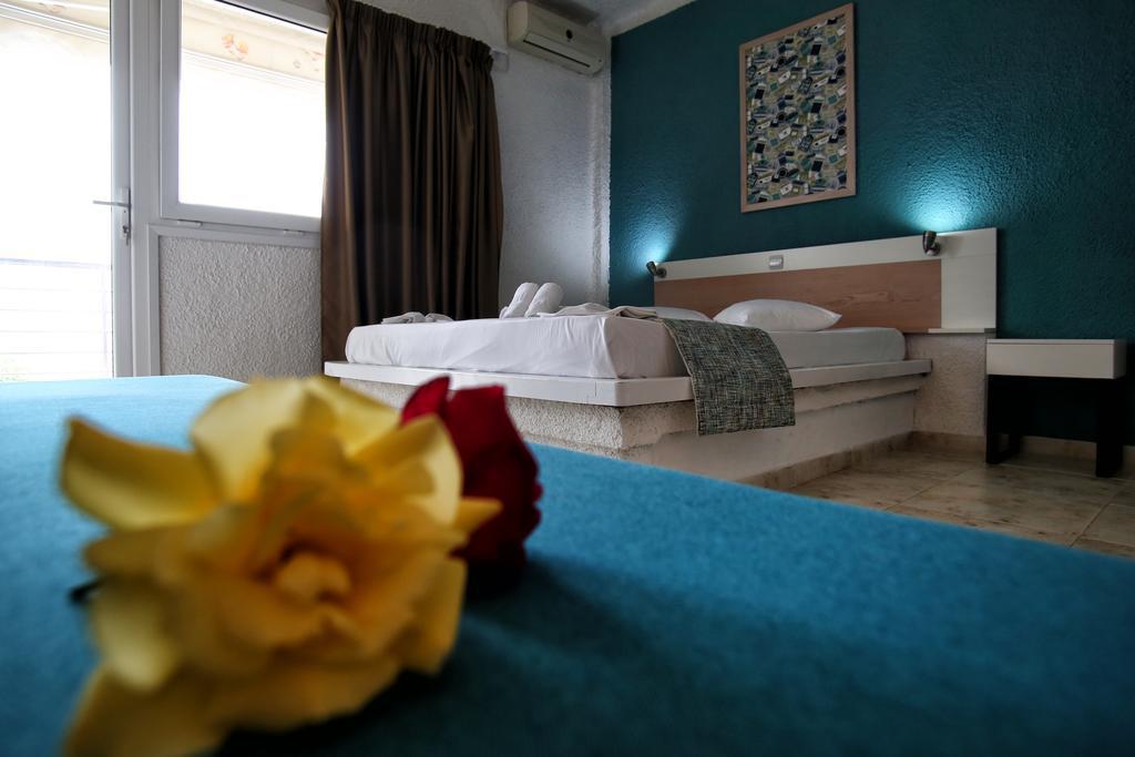 Ermioni Apartments Nea Vrasna Luaran gambar
