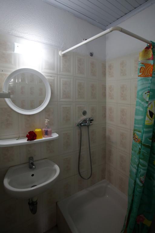 Ermioni Apartments Nea Vrasna Luaran gambar